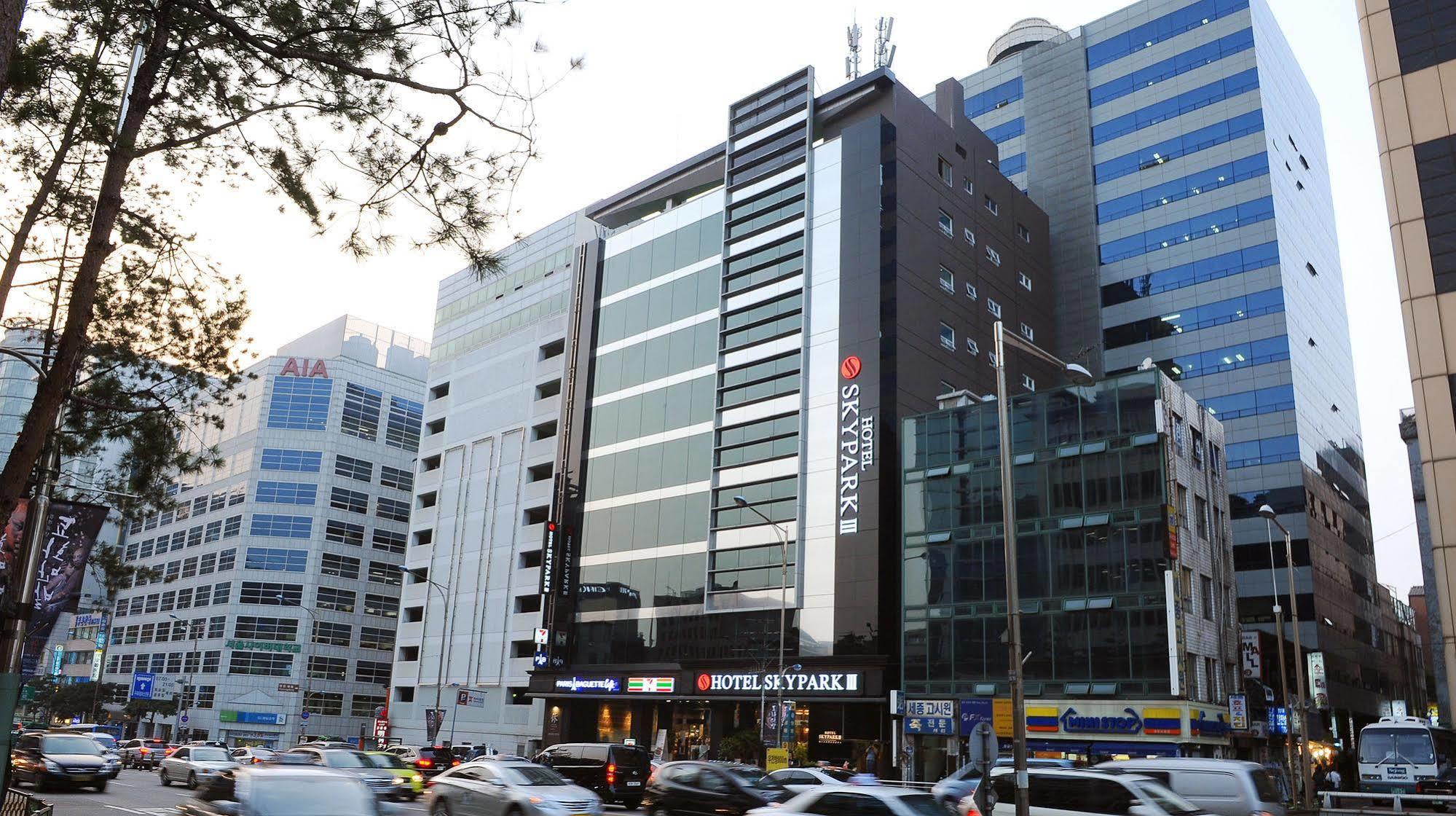 Skypark Myeongdong 3 Hotel 3*