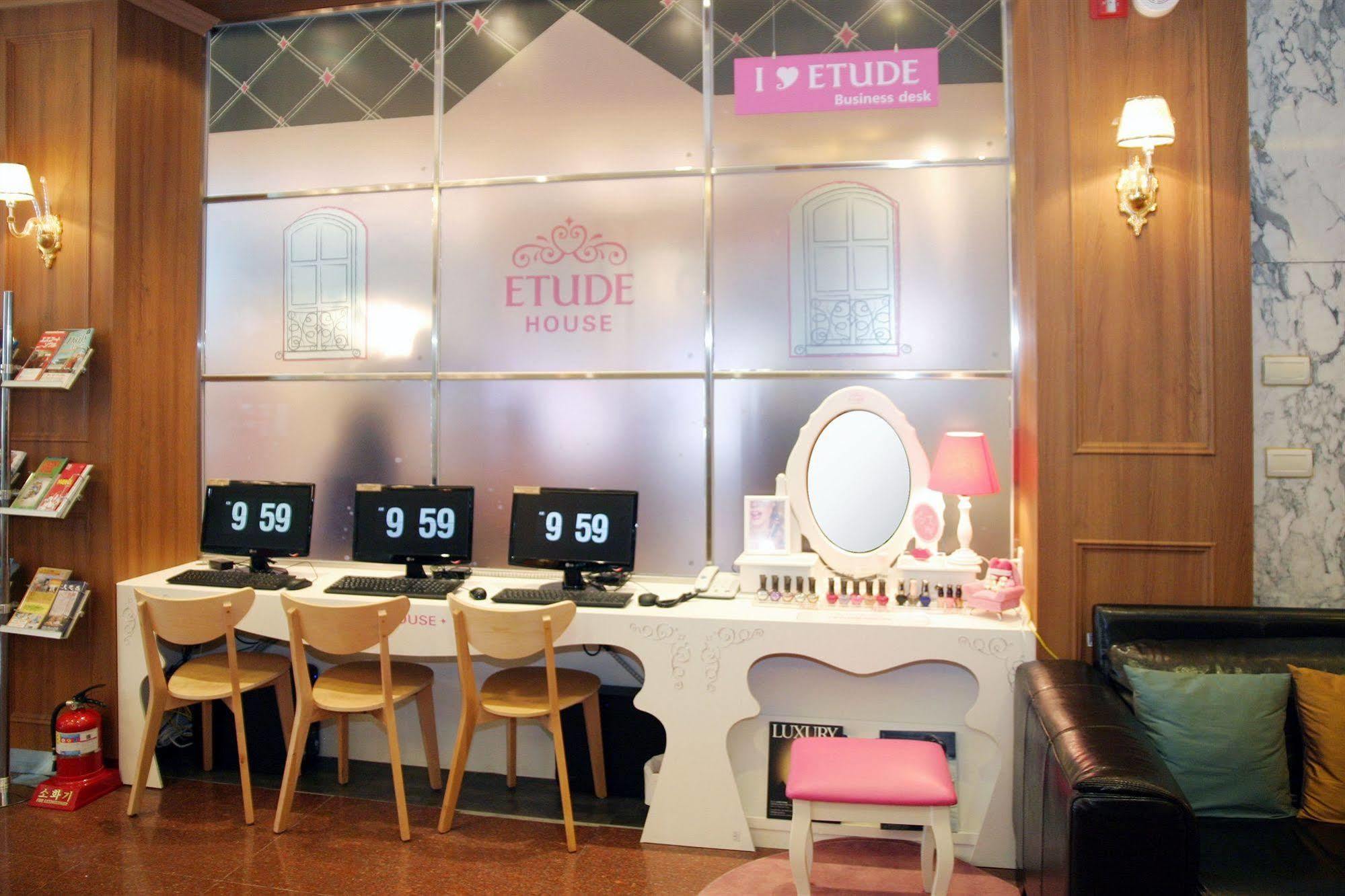 Skypark Myeongdong 3 3* Seoul
